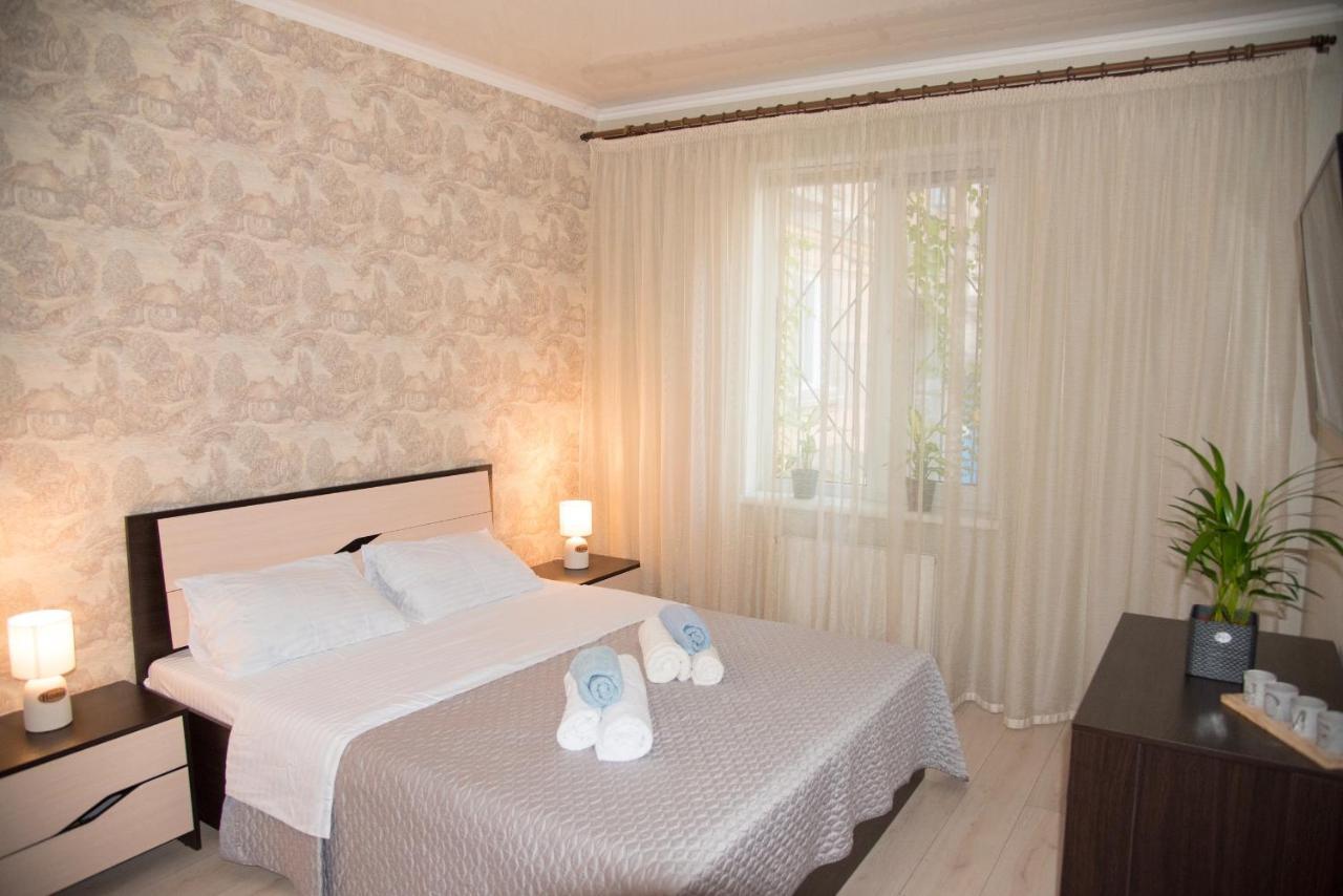 Center Of Odessa. Comfortable 2 Rooms Apartment Екстер'єр фото