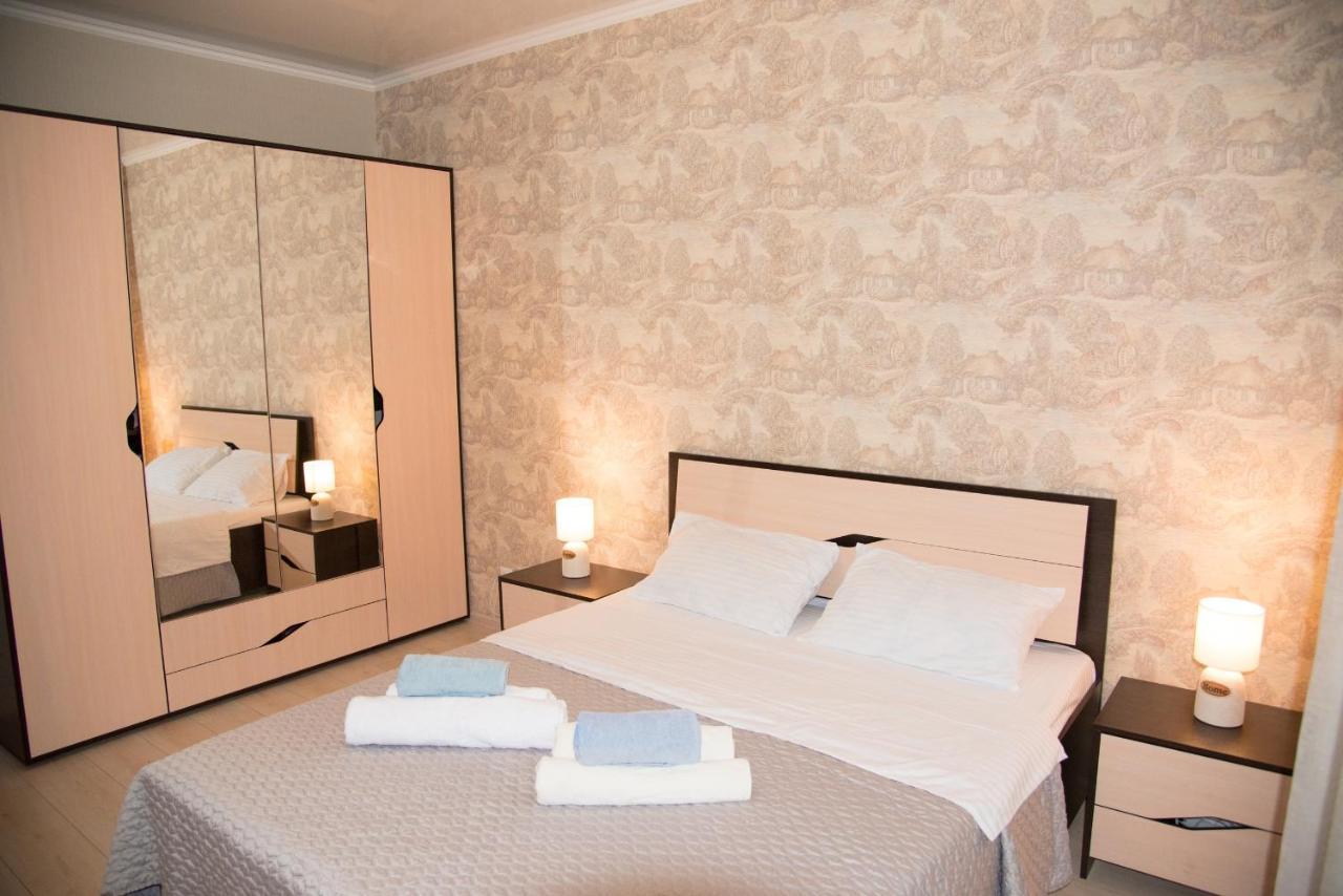 Center Of Odessa. Comfortable 2 Rooms Apartment Екстер'єр фото