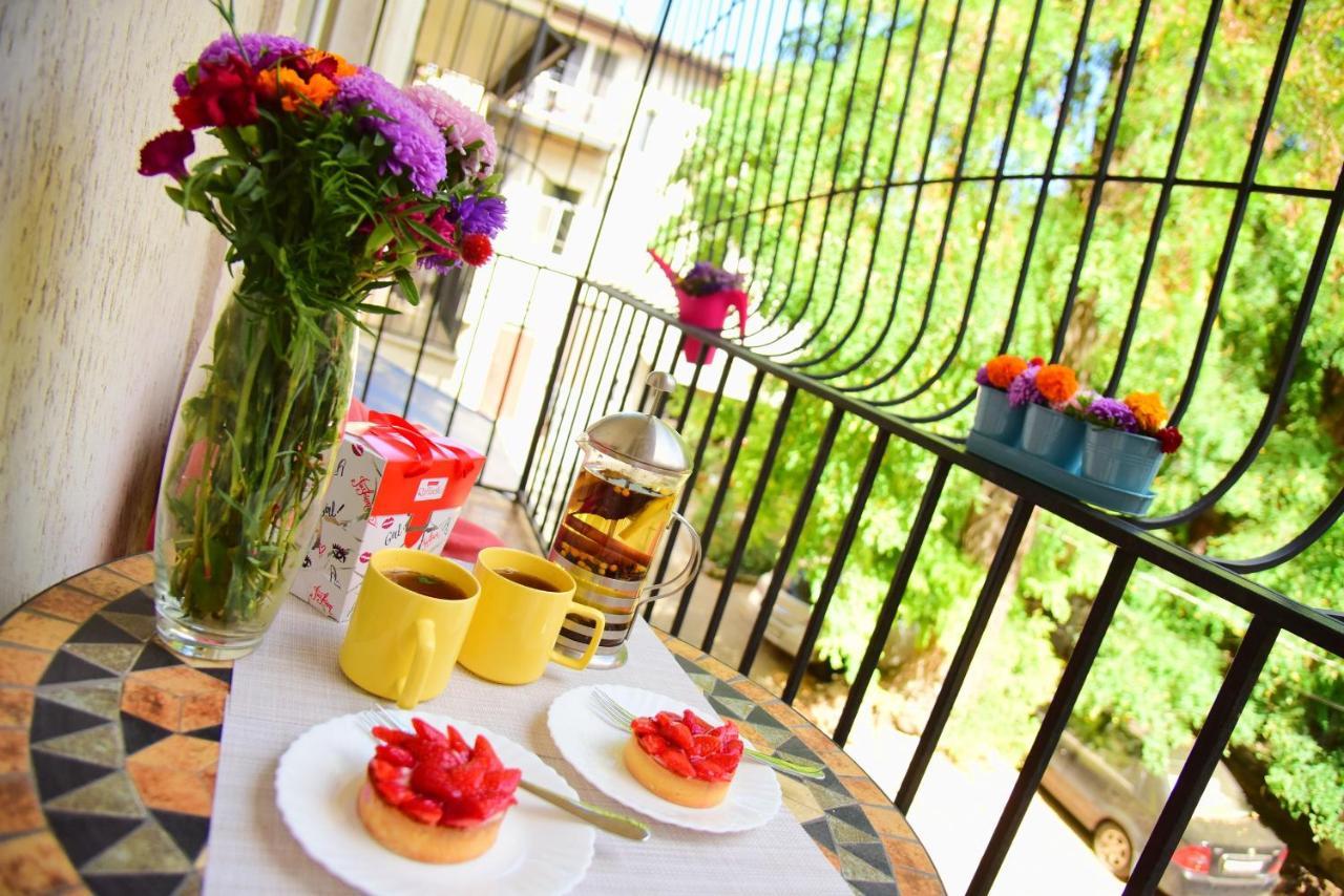 Center Of Odessa. Comfortable 2 Rooms Apartment Екстер'єр фото