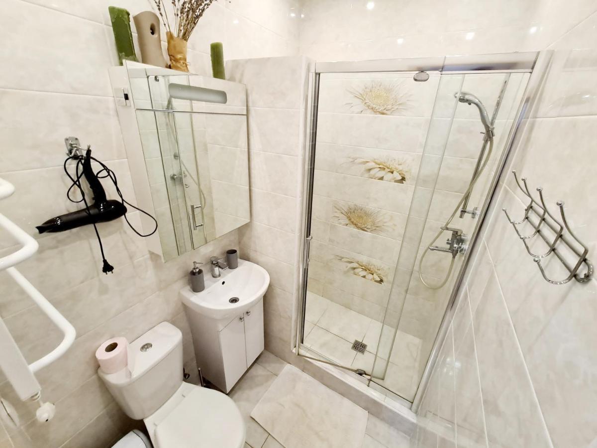 Center Of Odessa. Comfortable 2 Rooms Apartment Екстер'єр фото